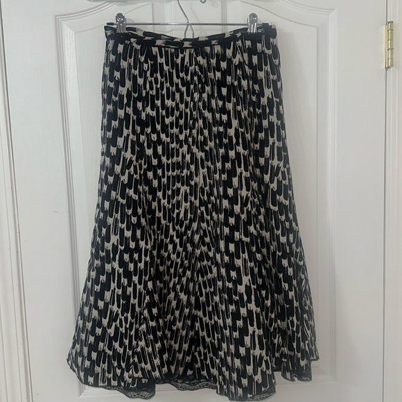 Linea Domani skirt - Picture 1 of 4